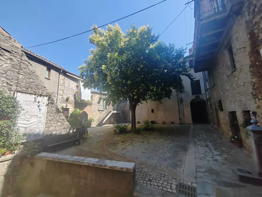 Immagine 53 di Appartamento in vendita  in Via Beata Maria De Mattias 22 a Arnara