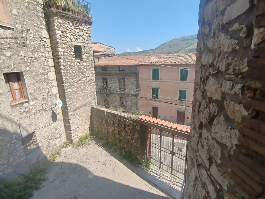 Immagine 3 di Appartamento in vendita  in Vicolo Giglio a Arnara