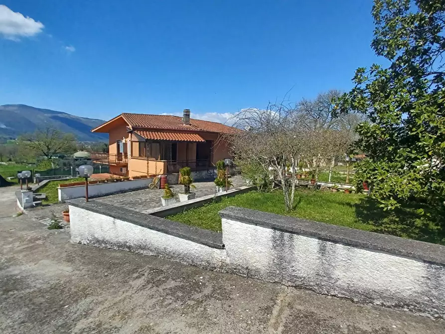 Immagine 30 di Villa in vendita  in Via Auricola a Amaseno