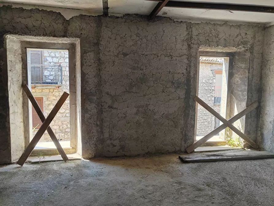 Immagine 6 di Palazzo in vendita  in via drelle 27 a Vallecorsa