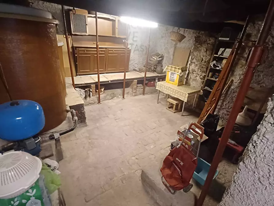 Immagine 17 di Appartamento in vendita  in Via Risorgimento 20 a Bassiano