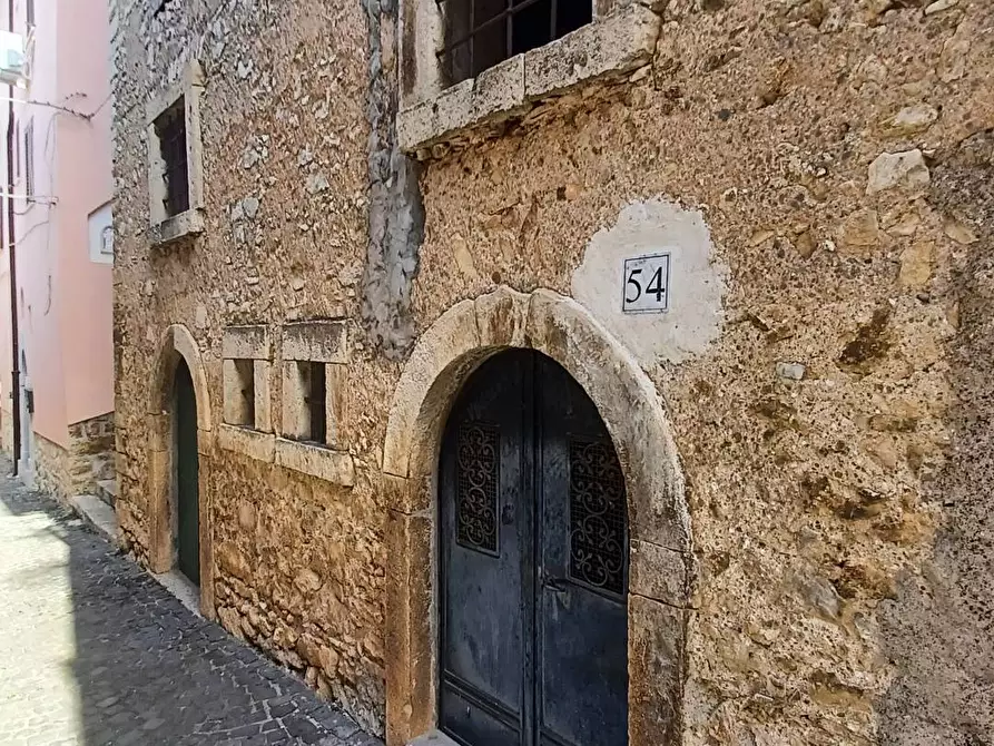 Immagine 3 di Cantina in vendita  in Via Dei Villici a Bassiano