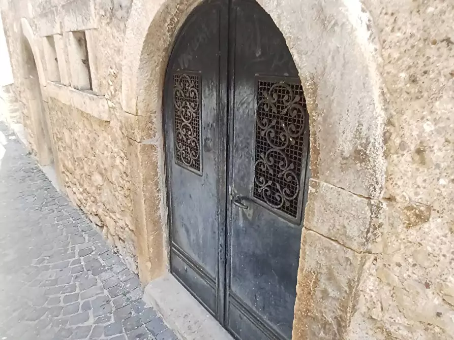 Immagine 2 di Cantina in vendita  in Via Dei Villici a Bassiano