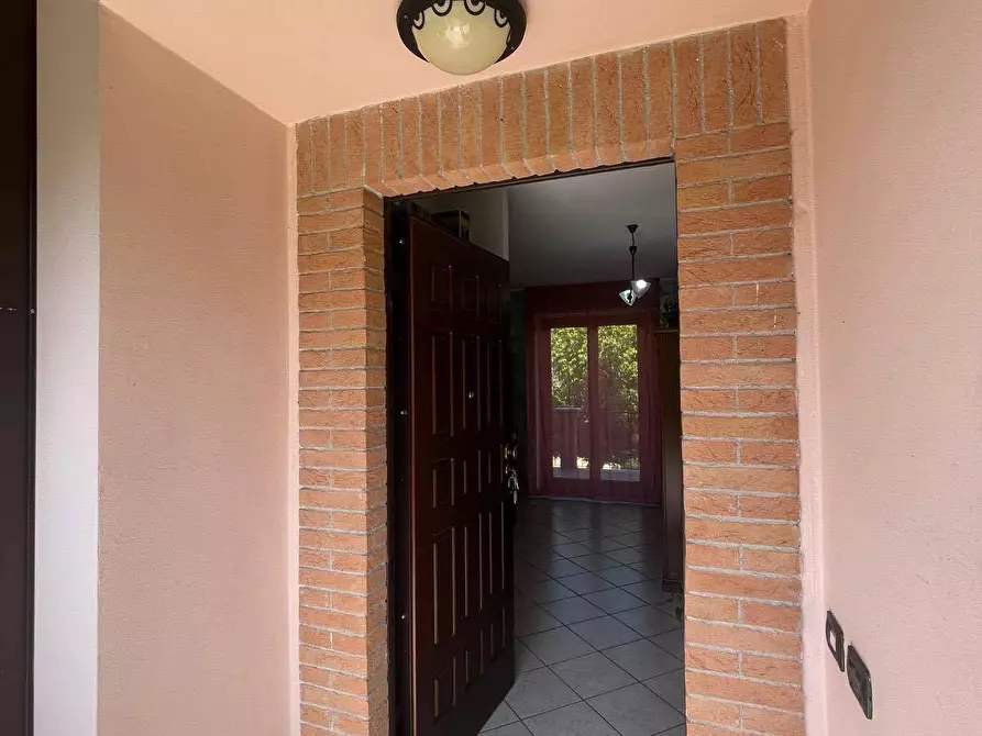 Immagine 2 di Villa in vendita  in via delle margherite 5 a Alatri