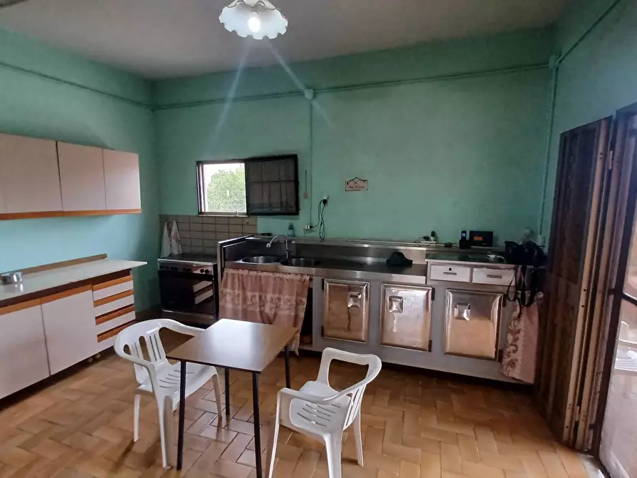 Immagine 22 di Palazzo in vendita  in via Madonna delle Grazie 55 a Priverno