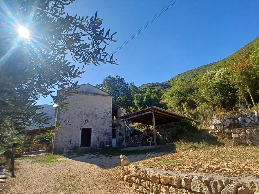 Immagine 1 di Casa semindipendente in vendita  in Vettia a Amaseno