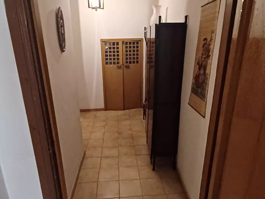 Immagine 14 di Appartamento in vendita  in Via Vicolo Giglio a Arnara