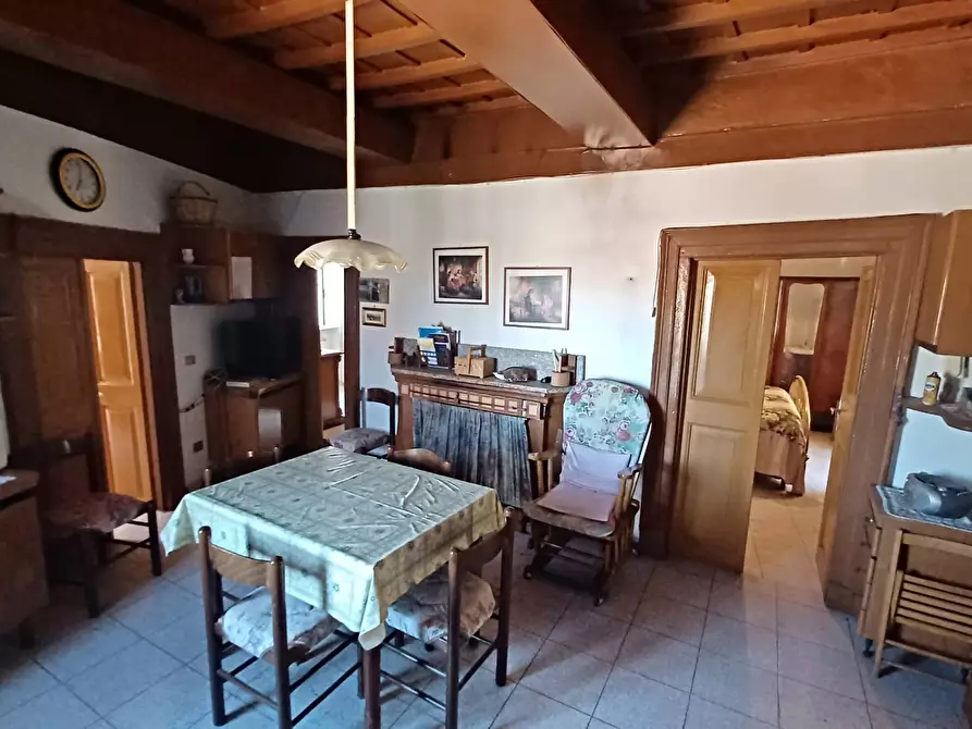 Immagine 26 di Appartamento in vendita  in Via Vicolo Giglio a Arnara