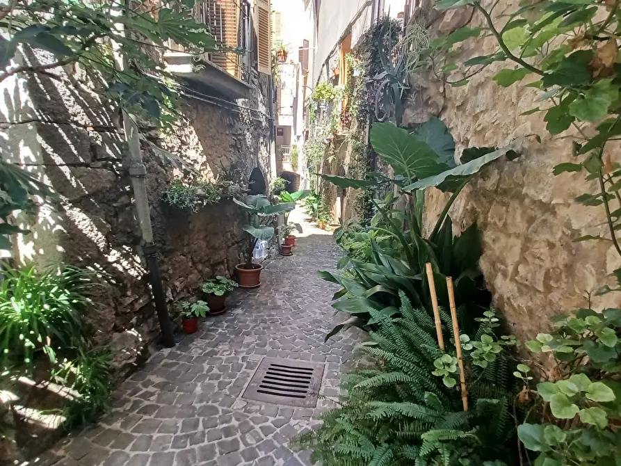 Immagine 42 di Appartamento in vendita  in Via Vicolo Giglio a Arnara