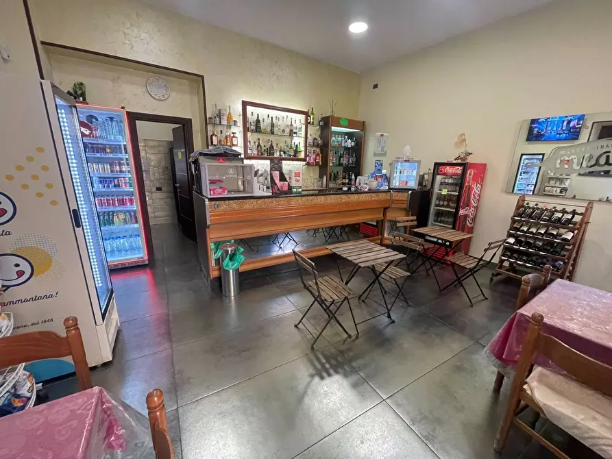 Immagine 2 di Attività commerciale in vendita  in via don morosini 3 a Frosinone