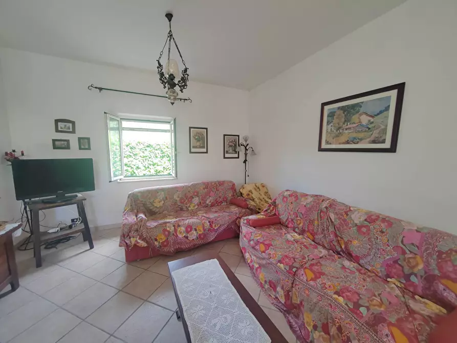 Immagine 2 di Casa indipendente in vendita  in Via Pozzo la Traversa a Bassiano