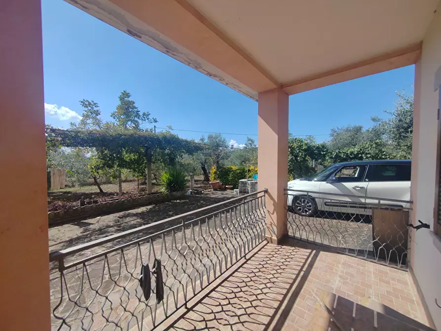 Immagine 5 di Casa indipendente in vendita  in Via Pozzo la Traversa a Bassiano