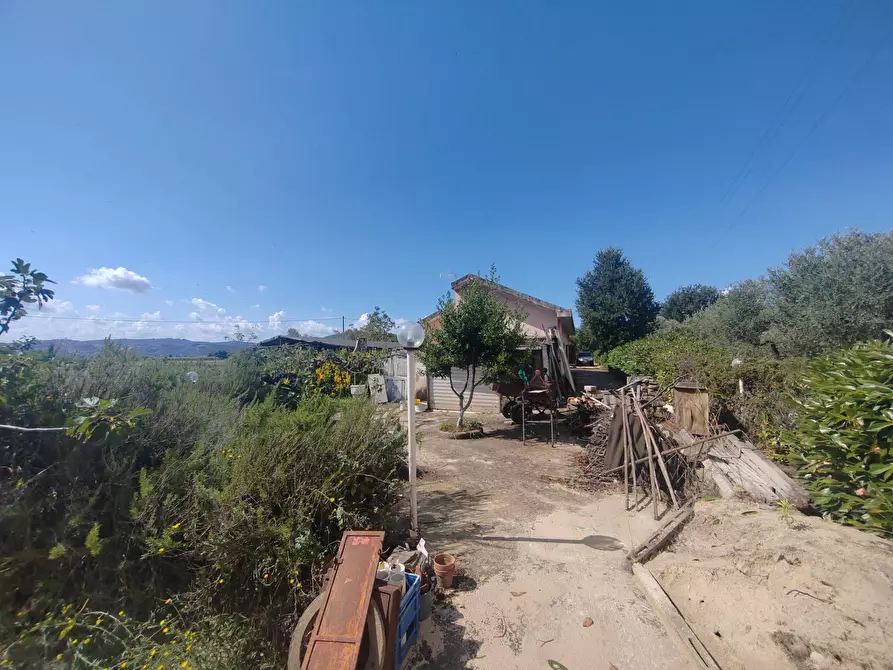 Immagine 17 di Casa indipendente in vendita  in Via Pozzo la Traversa a Bassiano