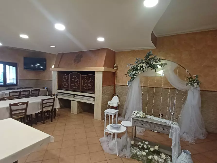 Immagine 7 di Locale commerciale in vendita  in Via Pontinia km 106500 a Terracina