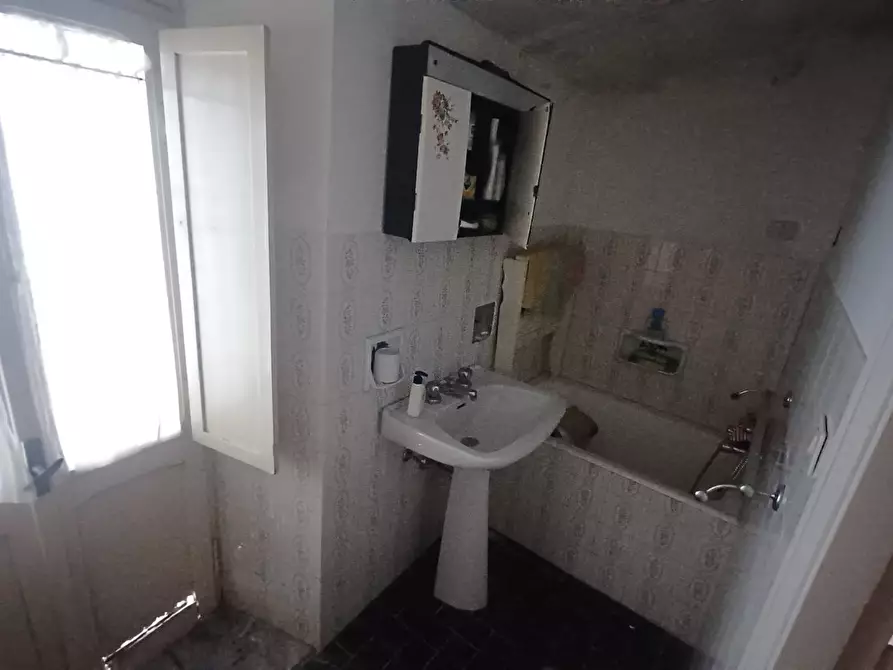 Immagine 6 di Appartamento in vendita  in Via Colorito Arnaldo 1 a Bassiano