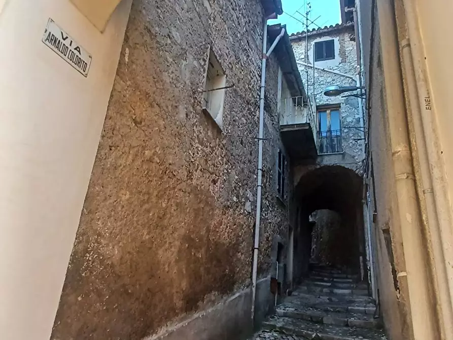 Immagine 17 di Appartamento in vendita  in Via Colorito Arnaldo 1 a Bassiano