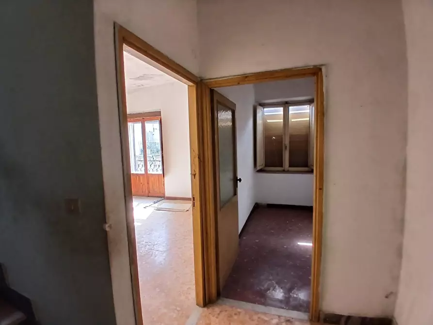 Immagine 3 di Palazzo in vendita  in Via Borgo a Arnara