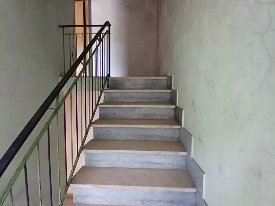 Immagine 13 di Palazzo in vendita  in Via Borgo a Arnara