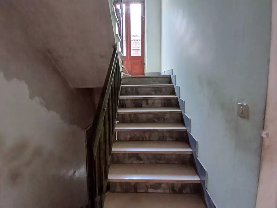 Immagine 15 di Palazzo in vendita  in Via Borgo a Arnara