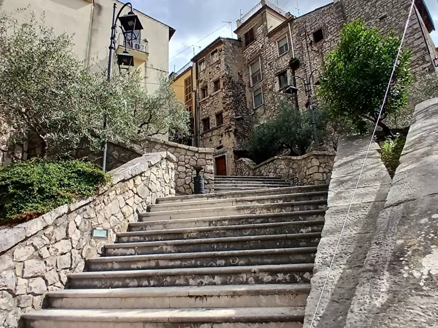 Immagine 17 di Palazzo in vendita  in Via Borgo a Arnara