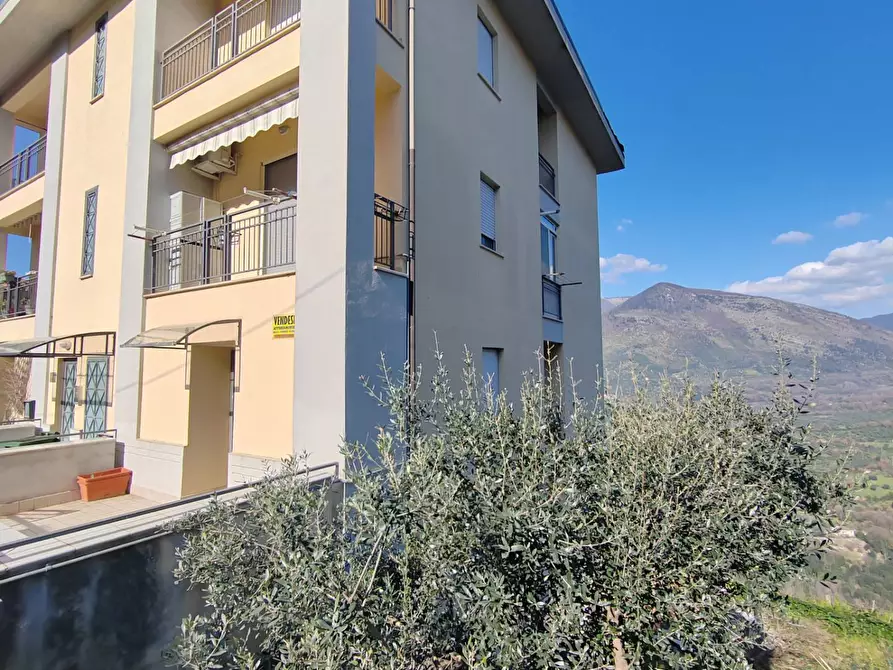 Immagine 11 di Appartamento in vendita  in Via Circonvallazione a Bassiano