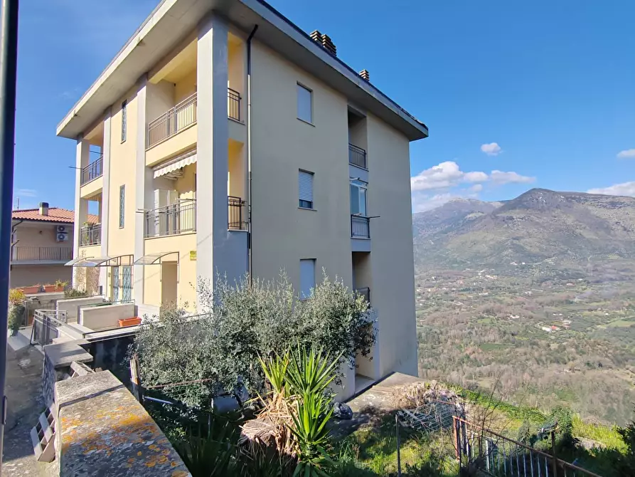 Immagine 12 di Appartamento in vendita  in Via Circonvallazione a Bassiano