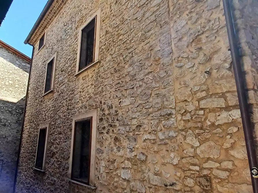 Immagine 4 di Palazzo in vendita  in Via Del Gatto 10 a Amaseno