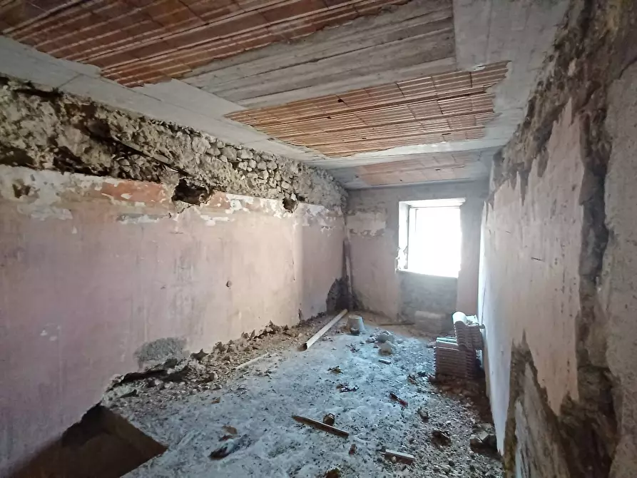 Immagine 13 di Palazzo in vendita  in Via Del Gatto 10 a Amaseno