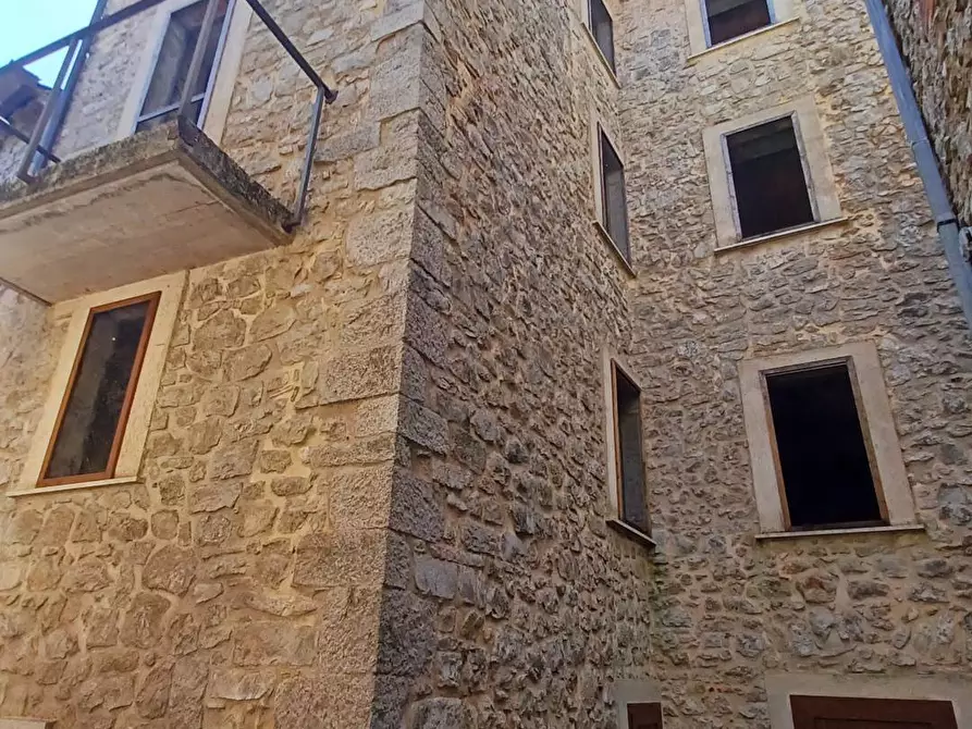 Immagine 17 di Palazzo in vendita  in Via Del Gatto 10 a Amaseno