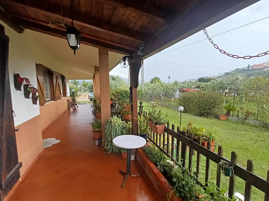 Immagine 7 di Villa in vendita  in Via Caposele 350 a Priverno