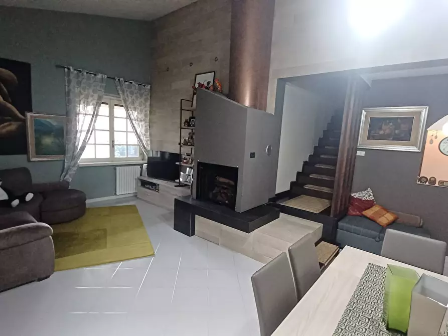 Immagine 9 di Villa in vendita  in Via Caposele 350 a Priverno