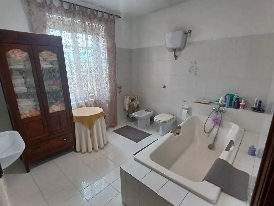 Immagine 35 di Villa in vendita  in Via Caposele 350 a Priverno