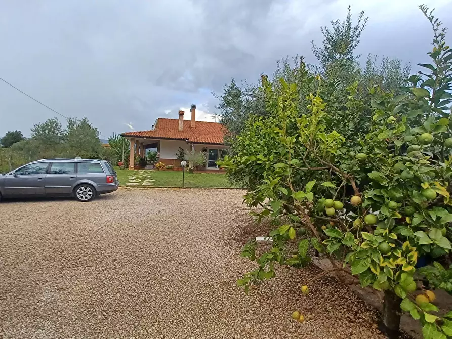 Immagine 40 di Villa in vendita  in Via Caposele 350 a Priverno