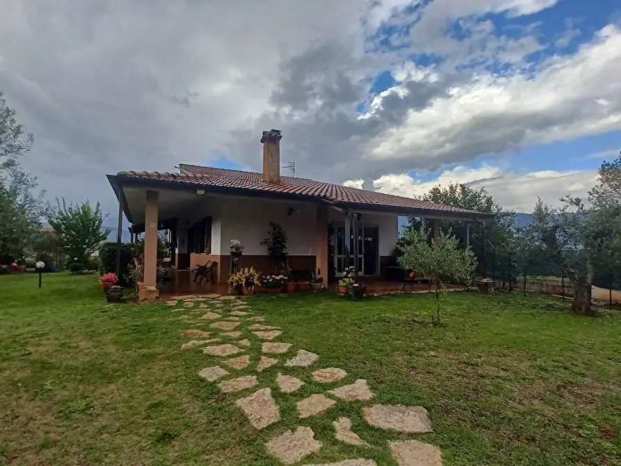 Immagine 54 di Villa in vendita  in Via Caposele 350 a Priverno