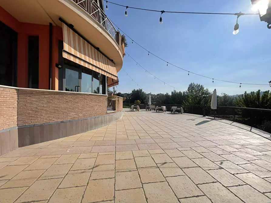 Immagine 33 di Locale commerciale in vendita  in via meringo alto a Ripi