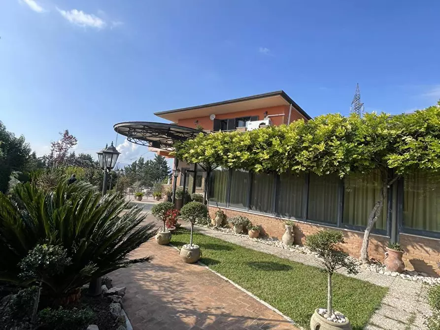 Immagine 42 di Locale commerciale in vendita  in via meringo alto a Ripi