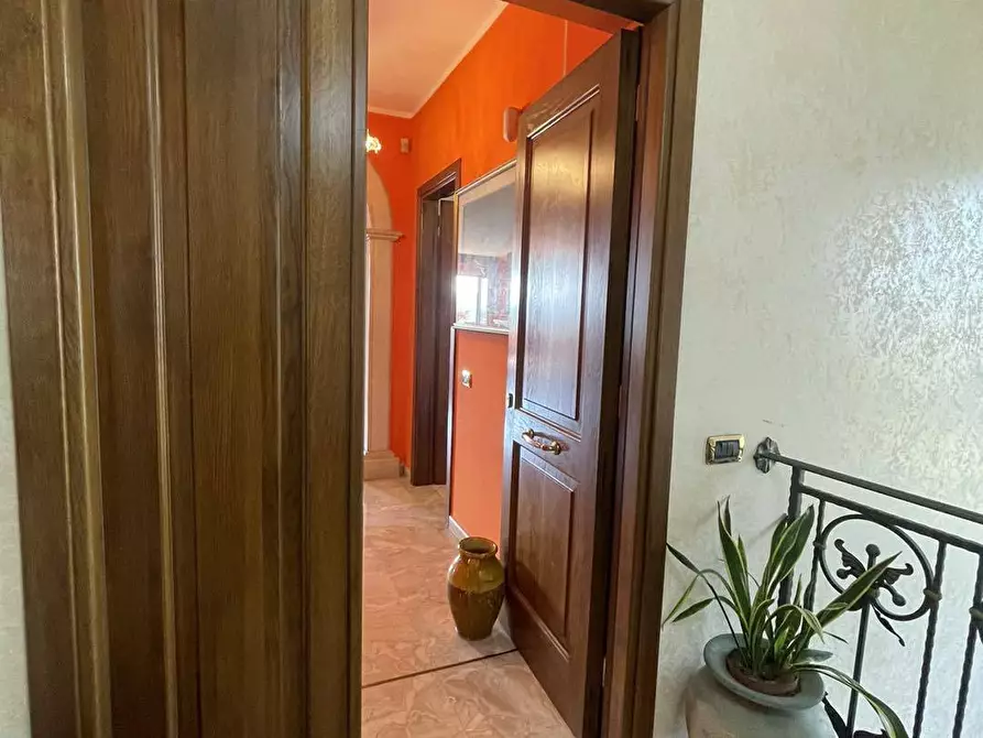 Immagine 17 di Locale commerciale in vendita  in via meringo alto a Ripi