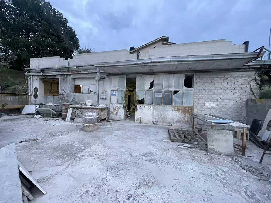 Immagine 2 di Capannone industriale in vendita  in via montesecco a Alatri