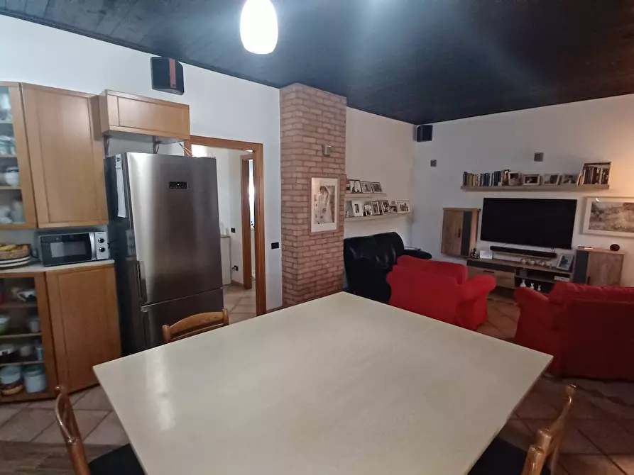 Immagine 10 di Villa in vendita  in Via Fantacchiotto a Latina