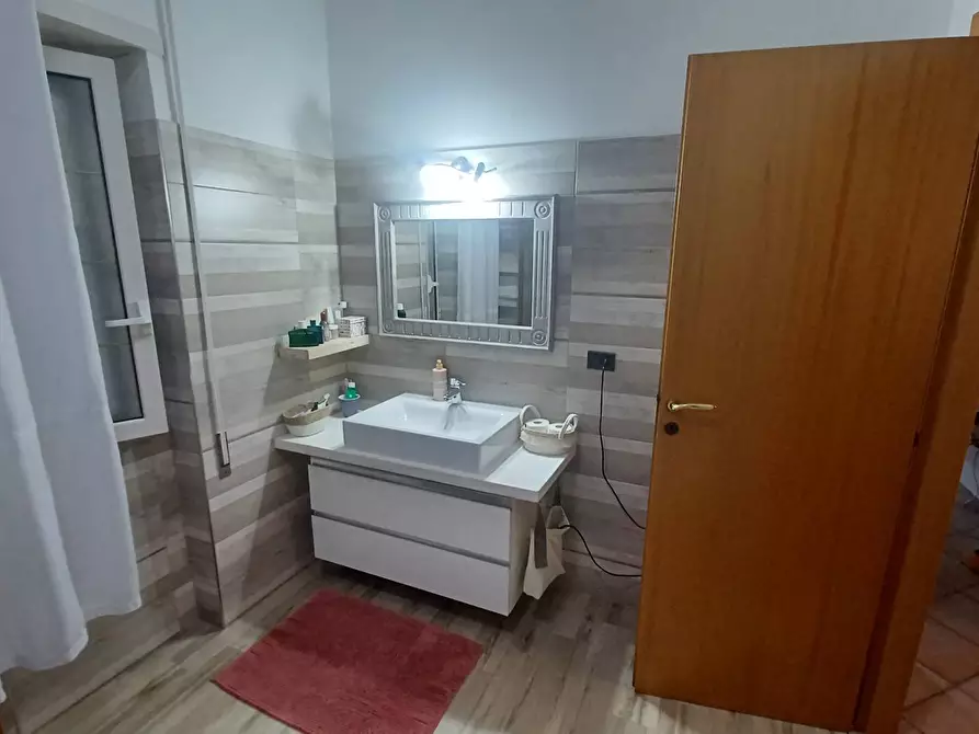 Immagine 12 di Villa in vendita  in Via Fantacchiotto a Latina