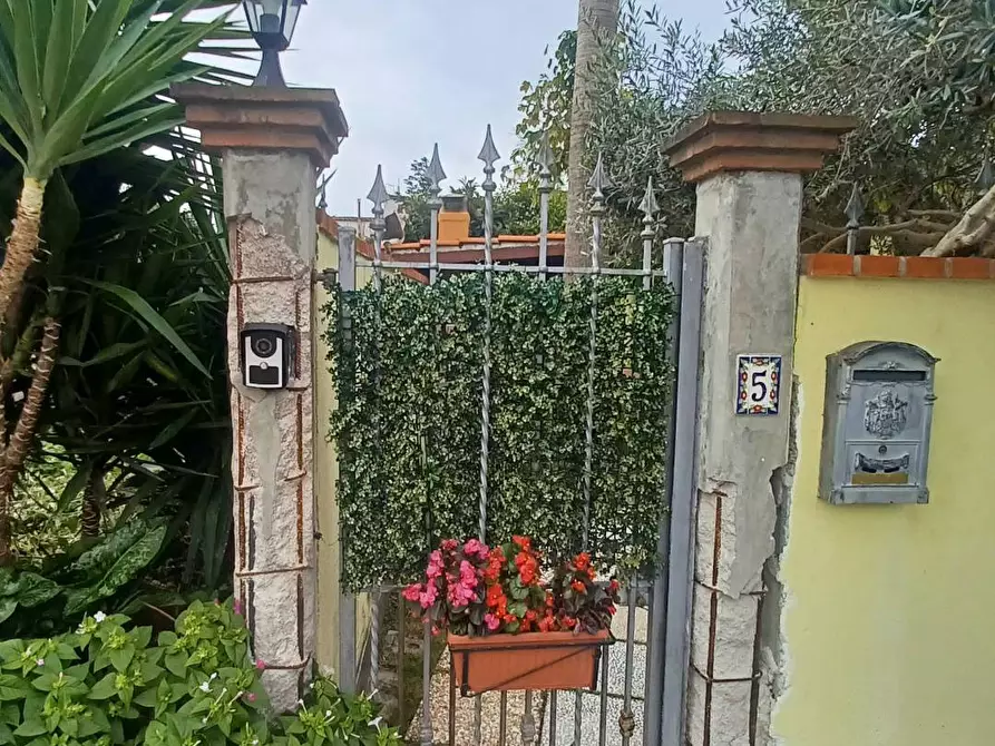 Immagine 53 di Villa in vendita  in Via Fantacchiotto a Latina