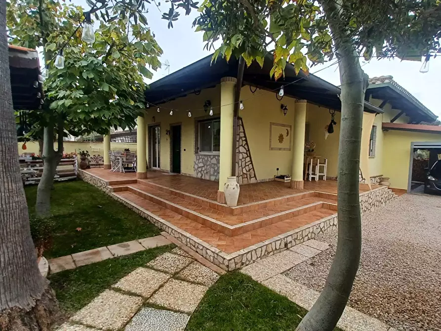 Immagine 55 di Villa in vendita  in Via Fantacchiotto a Latina