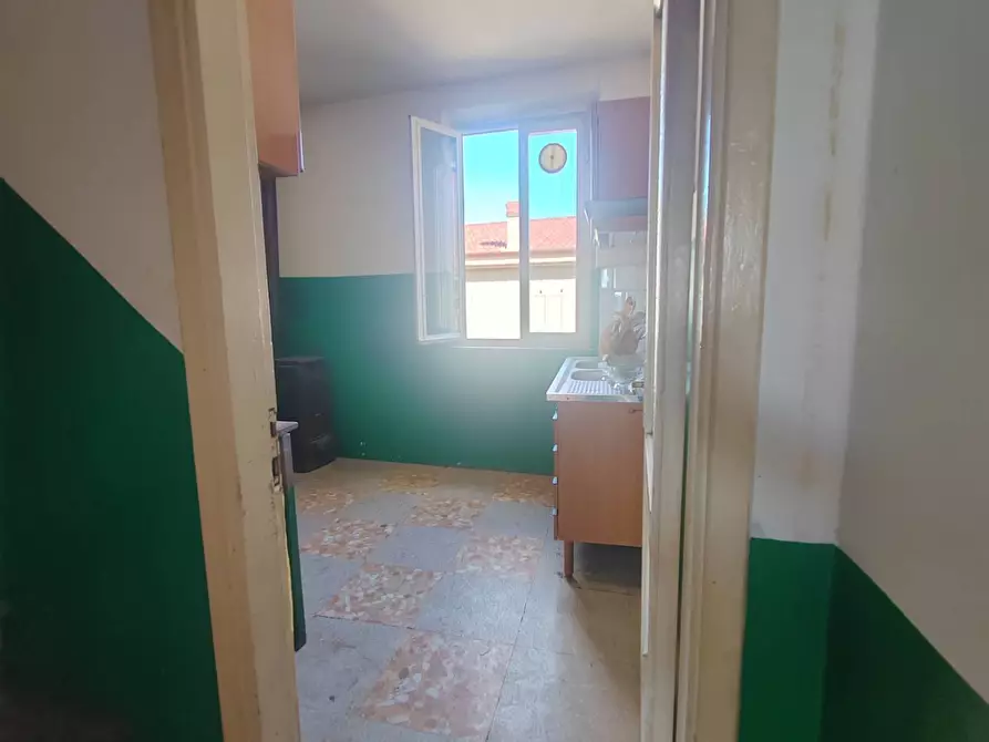 Immagine 5 di Palazzo in vendita  in Via Arelle a Arnara