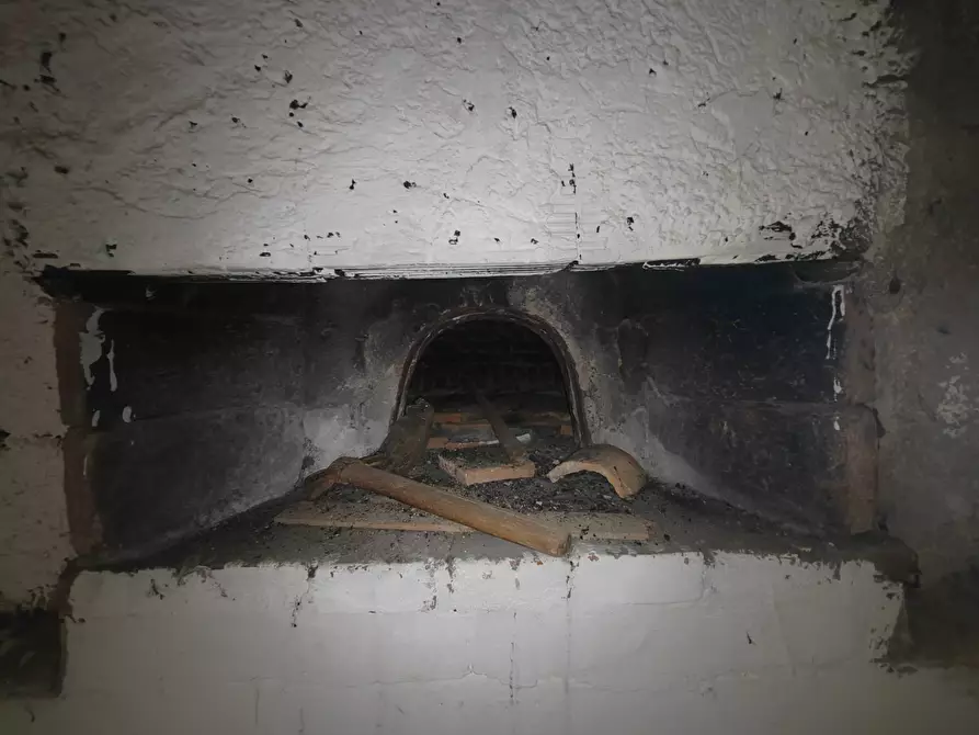 Immagine 11 di Palazzo in vendita  in Via Arelle a Arnara