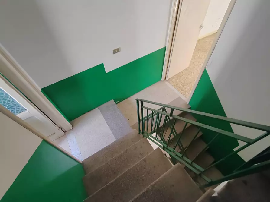 Immagine 18 di Palazzo in vendita  in Via Arelle a Arnara