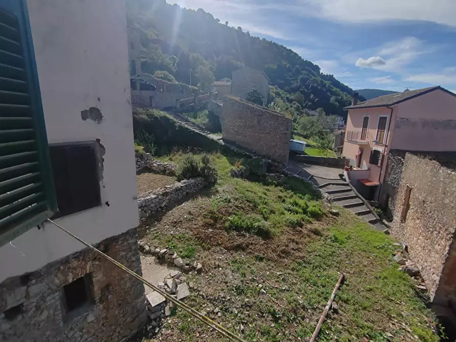 Immagine 24 di Palazzo in vendita  in Via Arelle a Arnara