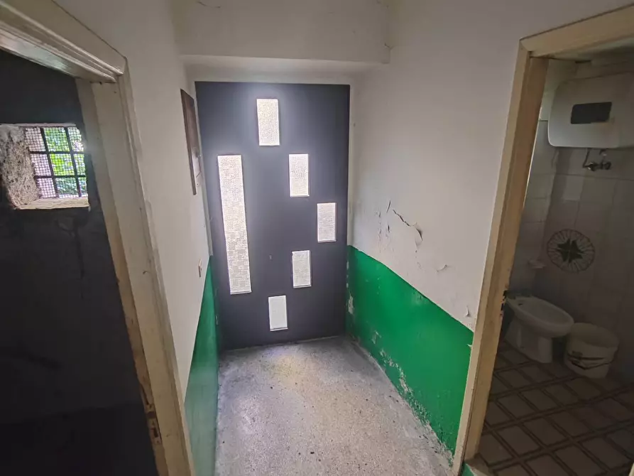 Immagine 35 di Palazzo in vendita  in Via Arelle a Arnara