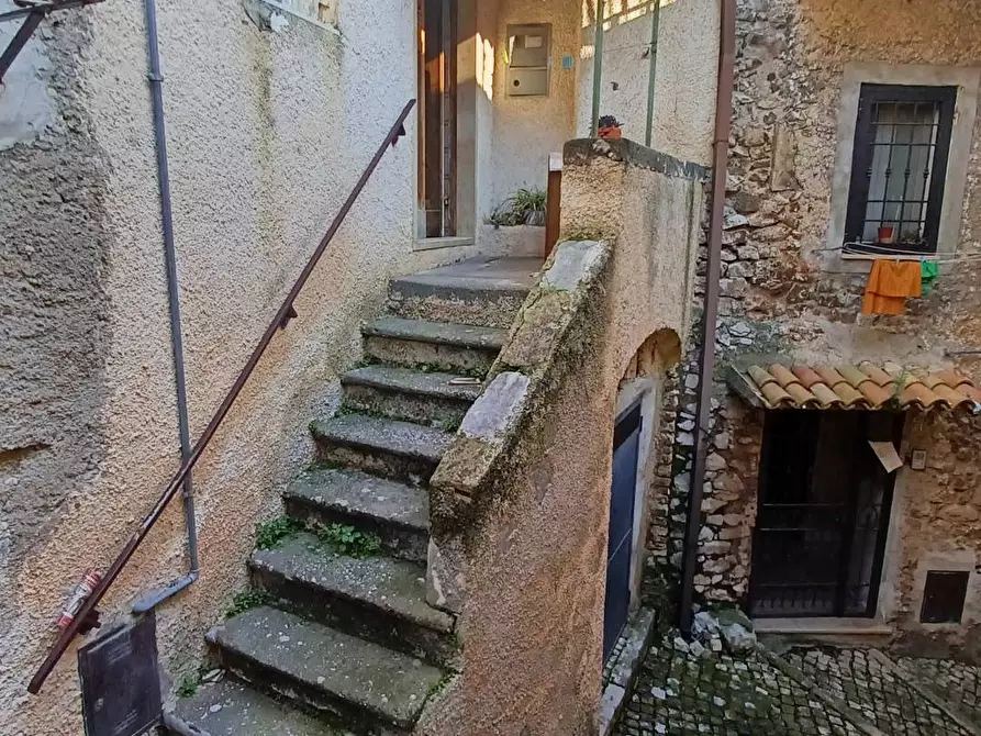 Immagine 9 di Appartamento in vendita  in Via Arnaldo Colorito a Bassiano