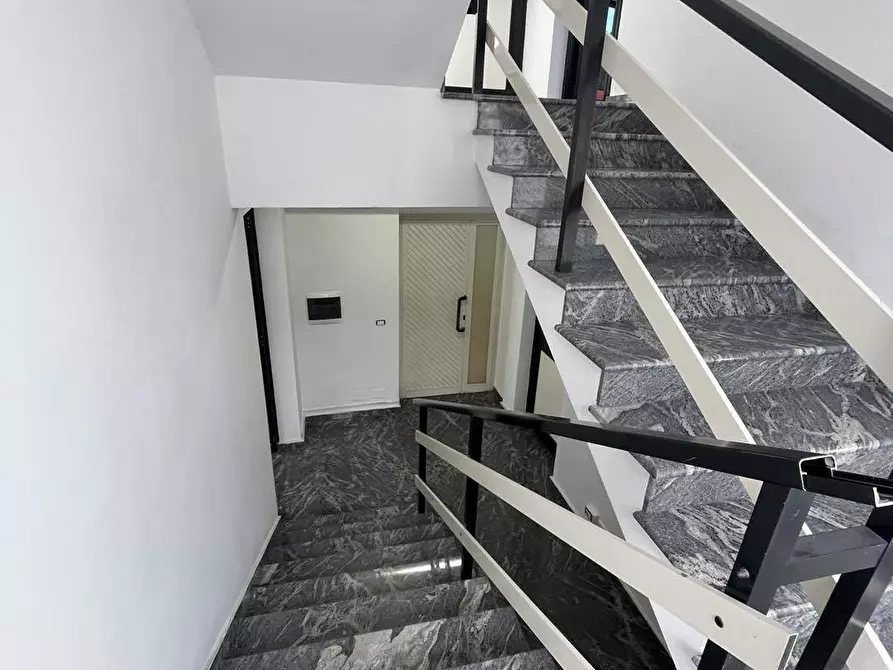 Immagine 14 di Capannone industriale in affitto  in via contrada morolo a Morolo