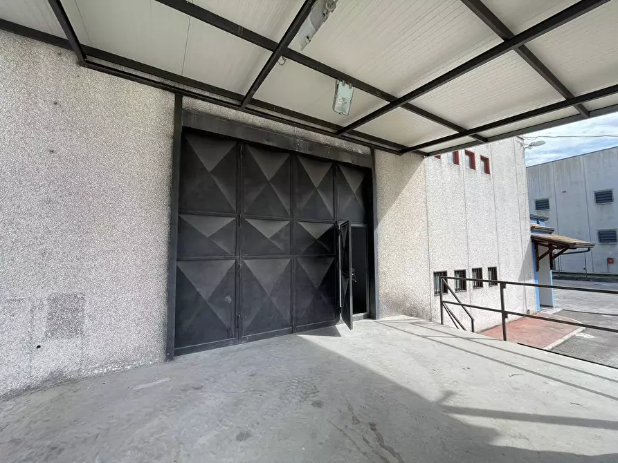 Immagine 17 di Capannone industriale in affitto  in via contrada morolo a Morolo